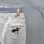 高仿衣服Hermes愛馬仕經典白色男士牛仔褲