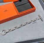 高仿愛馬仕Hermes新款Farandole粗手鏈碼數16.17