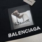 高仿Balenciaga巴黎世家新款潮流經典黑色衛衣