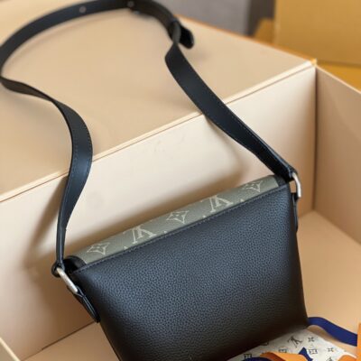 頂級LV路易威登 Monogram拼接斜挎包