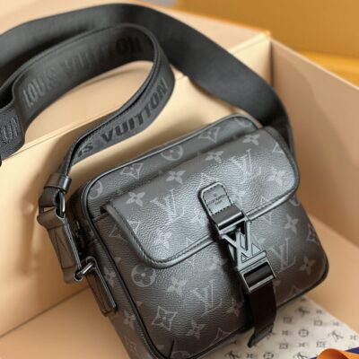 頂級LV路易威登 M12518黑花 Getaway 郵差包