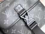頂級LV路易威登 M12518黑花 Getaway 郵差包
