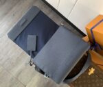 官方網站LV Aerogram藍色郵差包