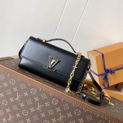 原單LV新款M12143黑色Wallet On Chain Capucines鏈條包