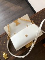 頂級LV新款M12265白色Wallet On Chain Capucines鏈條包