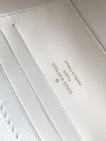 頂級LV新款M12265白色Wallet On Chain Capucines鏈條包