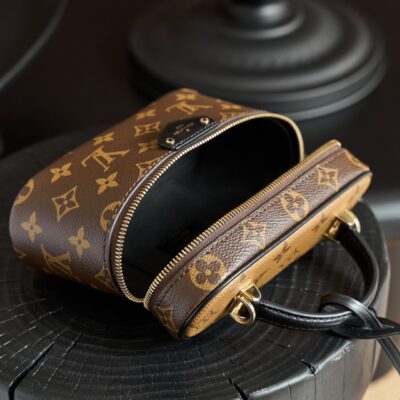 頂級LV新款VANIYCHAINPOUCH手袋M47125化妝包