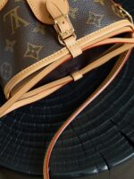 頂級NOÉ PURSE LV CHARMS M47125水桶包