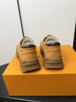 高仿精品LV Metropolis新款姜黃色馬丁靴女款