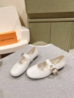 頂級復刻LV new arrival白色套入式芭蕾鞋
