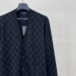 高仿男裝LV路易威登新款棋盘格羊毛混纺针织开衫