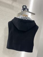 高仿精品LV2025新品女連帽印花毛呢坎肩馬甲
