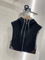 高仿精品LV2025新品女連帽印花毛呢坎肩馬甲