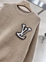原單LV2025新品圓領鉤花字母套頭毛衣