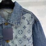 原單LV2025新款时髦感满身logo印花牛仔外套