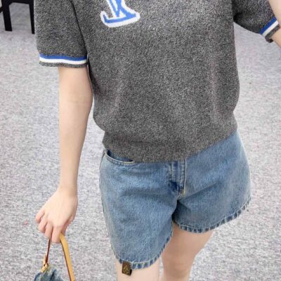 原單LV新品灰色女款鉤花針織圓領短袖