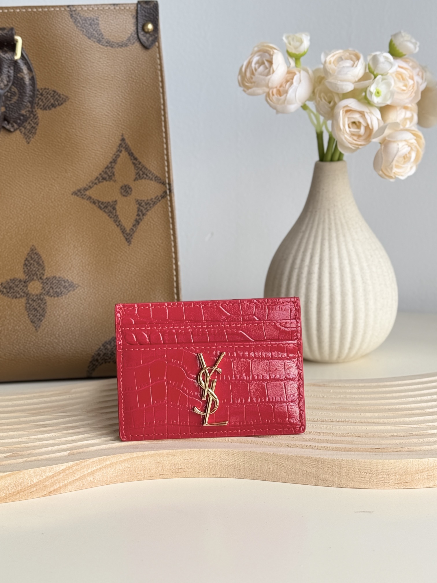 ysl2025224014 (1) 原單YSL聖羅蘭新款紅色鱷魚皮卡夾423291