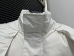高仿AMI Pairs愛心logo麵包短款純色連帽寬鬆白色羽絨服男女