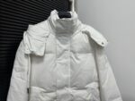 高仿AMI Pairs愛心logo麵包短款純色連帽寬鬆白色羽絨服男女