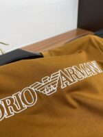 高仿Emporio Armani阿瑪尼春夏新款姜黃色男士短袖T恤