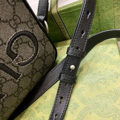 高仿GUCCI古驰新款Supreme帆布相機包768391