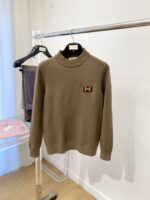 高仿服飾愛馬仕Hermes百搭卡其色針織羊毛衫