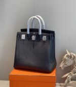 高仿包包Hermes愛馬仕新款Birkin HAC 38CM黑色銀扣手提包