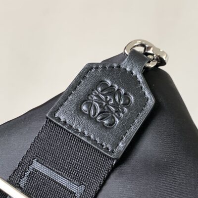 原單LOEWE羅意威Puffer Goya小號郵差包9118