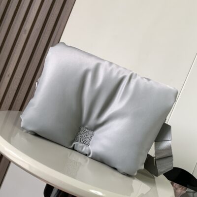 原單LOEWE羅意威Puffer Goya大號灰色郵差包9120