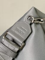 原單LOEWE羅意威Puffer Goya大號灰色郵差包9120