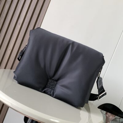 復刻LOEWE羅意威Puffer Goya大號灰布灰郵差包9120