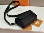 LV原單 Pilot 迷你手袋M83563