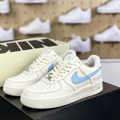 高仿精品Nike空軍一號系列低幫運動板鞋AA5360-008