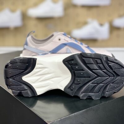高仿Nike TC 7900"Platinum Violet Ashen Slate老爹鞋