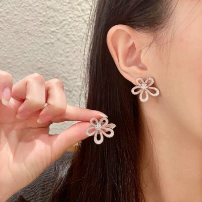 頂級VCA梵克雅寶滿鑽四葉草耳釘