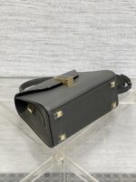 1比1複刻𝐕𝐚𝐥𝐞𝐗𝐭𝐫𝐚包包 Iside Crossbody Micro bag 手提包單肩包 鋼鐵灰