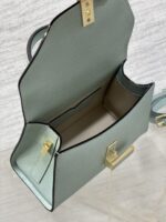 高仿𝐕𝐚𝐥𝐞𝐗𝐭𝐫𝐚包包 Iside Crossbody Micro bag 手提包單肩包 霧霾藍