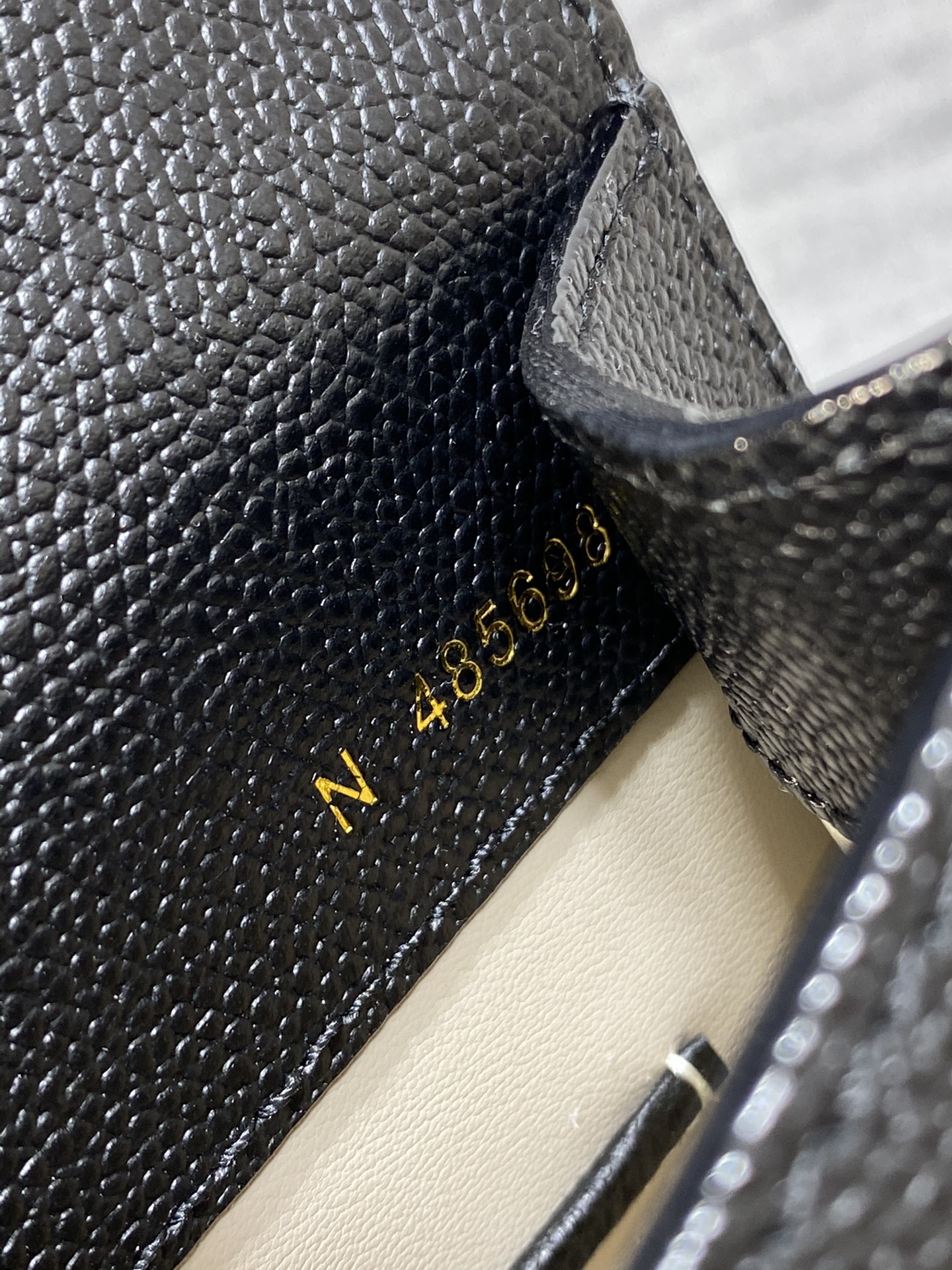 原單A貨𝐕𝐚𝐥𝐞𝐗𝐭𝐫𝐚包包 Iside Top handle mini bag 手提包單肩包 黑色