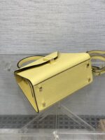 原單A貨𝐕𝐚𝐥𝐞𝐗𝐭𝐫𝐚包包 Iside Top handle mini bag 手提包單肩包 黃色