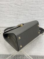 複刻高仿𝐕𝐚𝐥𝐞𝐗𝐭𝐫𝐚包包 Iside Top handle medium bag 手提包單肩包 鋼鐵灰