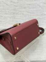 複刻高仿𝐕𝐚𝐥𝐞𝐗𝐭𝐫𝐚包包 Iside Top handle medium bag 手提包單肩包 酒紅色