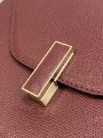 複刻高仿𝐕𝐚𝐥𝐞𝐗𝐭𝐫𝐚包包 Iside Top handle medium bag 手提包單肩包 酒紅色
