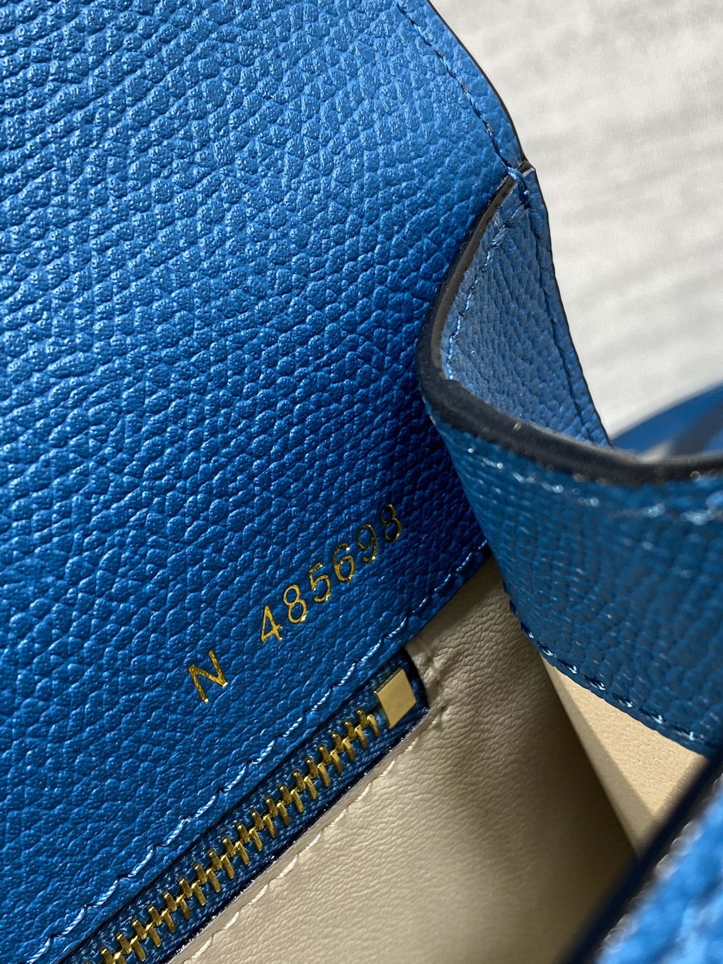 複刻高仿𝐕𝐚𝐥𝐞𝐗𝐭𝐫𝐚包包 Iside Top handle medium bag 手提包單肩包 鈷藍色
