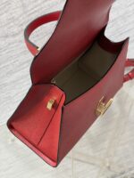 複刻高仿𝐕𝐚𝐥𝐞𝐗𝐭𝐫𝐚包包 Iside Top handle medium bag 手提包單肩包 大紅色