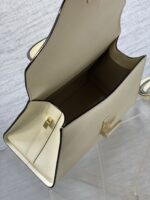 複刻高仿𝐕𝐚𝐥𝐞𝐗𝐭𝐫𝐚包包 Iside Top handle medium bag 手提包單肩包 白色