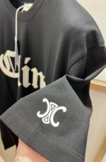 高仿Celine賽琳刺繡配以經典凱旋門印花黑色半袖T恤