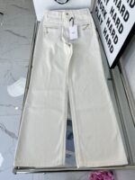 高仿Celine賽琳經典款白色女款牛仔褲