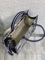 高仿Dior迪奧Tote最新秋藍色冬老虎系列托特包