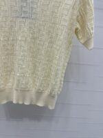 高仿衣服Fendi芬迪2025早春最新系列FF翻領針織短袖女款