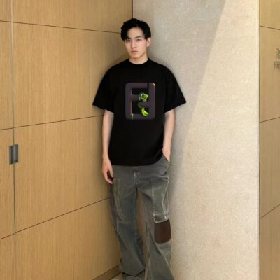 高仿Fendi芬迪2025FW黑色短袖T恤LOGO印花短袖